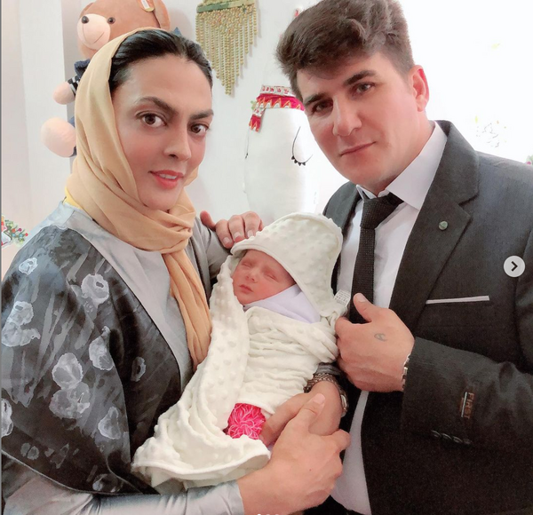 عکس ارشا اقدسی و منصوریان