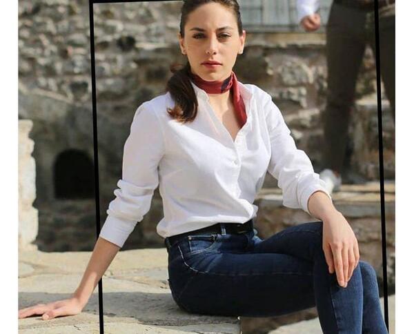 عکس بازیگر نقش ایلول در ضربان قلب