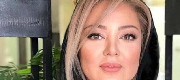 عکس بازیگر نقش خان در کلبه ای در مه