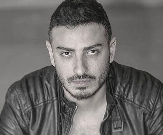 عکس بازیگر نقش سروش در قورباغه