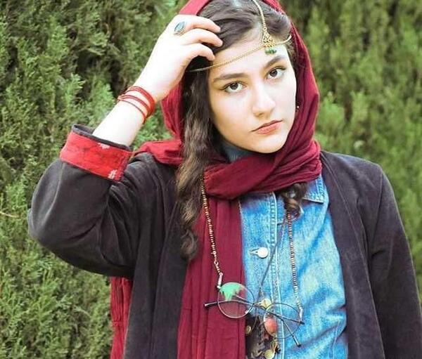 عکس بازیگر نقش لیلا در بیگانه ای با من است