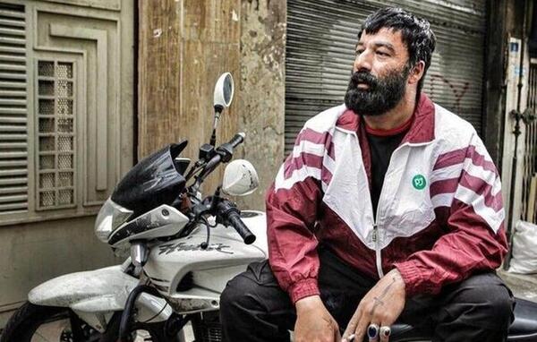 عکس بازیگر نقش مصیب در شنای پروانه