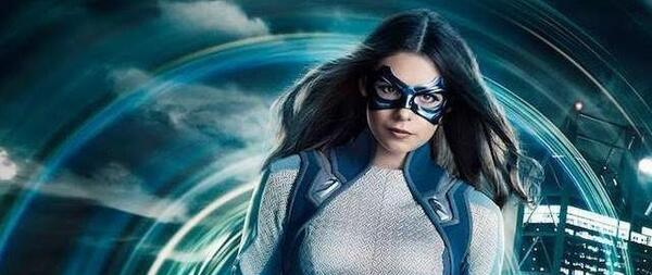عکس بازیگر نقش supergirl