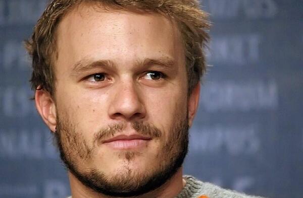 عکس بازیگر نقش جوکر heath ledger