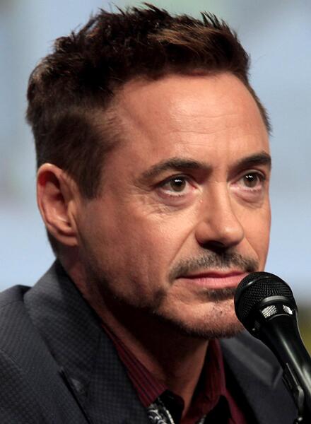 عکس بازیگر نقش iron man