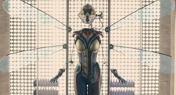 عکس بازیگر نقش ant man