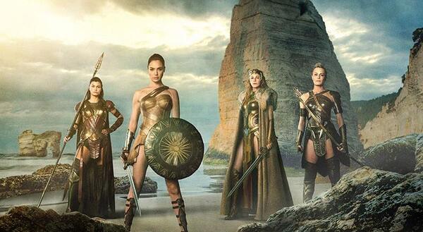 عکس بازیگر نقش wonder woman