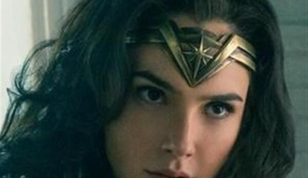 عکس بازیگر نقش wonder woman