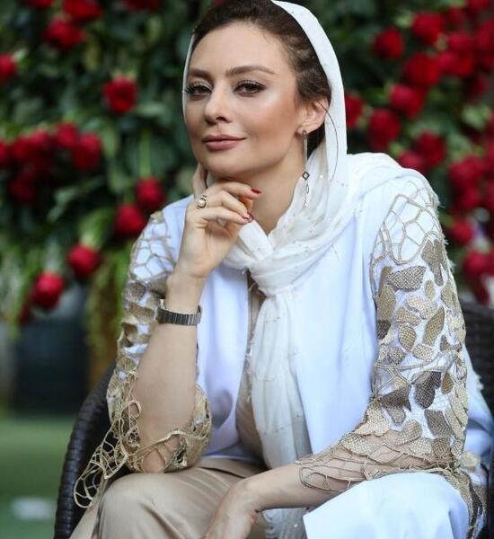 عکس فرشته حسینی طرفدار کدام تیم است