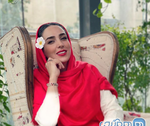 عکس شادمانه مهر