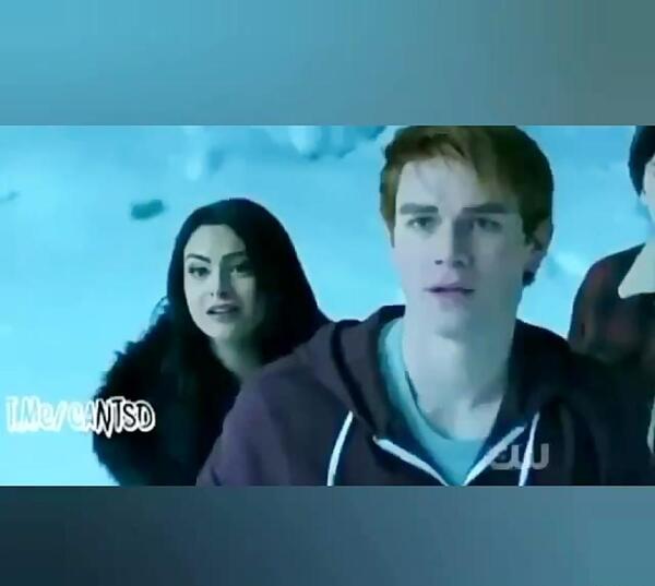 عکس های سریال riverdale