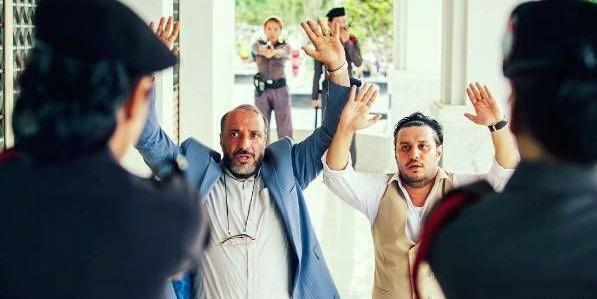 عکس فیلم چهار انگشتی