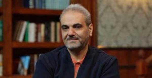 عکس سوتی جواد خیابانی در کتاب باز