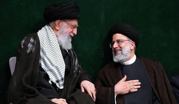 عکس عزاداری امام خامنه ای