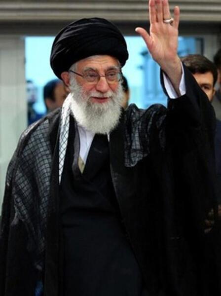 عکس عزاداری امام خامنه ای