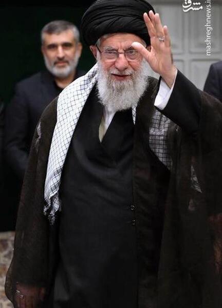 عکس عزاداری رهبری