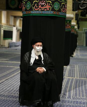 عکس عزاداری رهبری