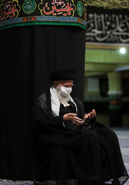 عکس عزاداری رهبر