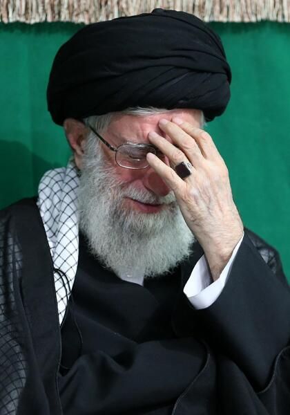 عکس رهبر عزاداری امام حسین
