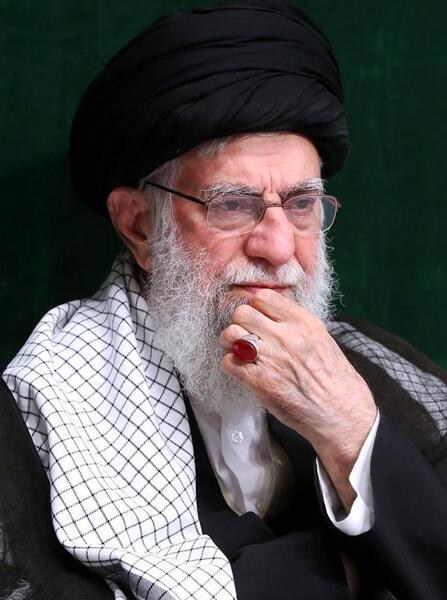 عکس رهبر عزاداری امام حسین