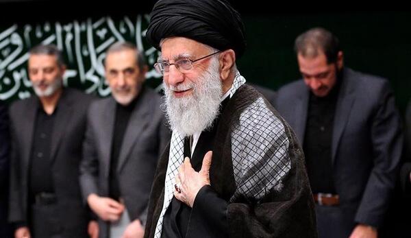عکس رهبر عزاداری امام حسین