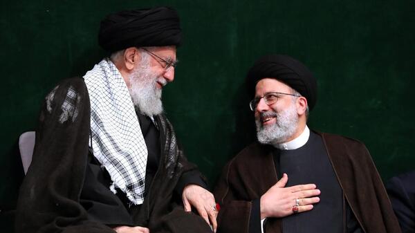 عکس رهبر عزاداری امام حسین