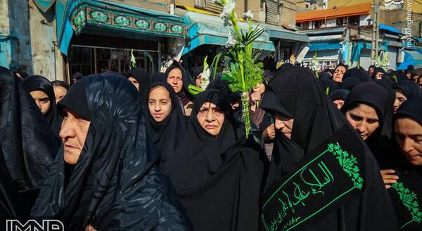 عکس زن عزادار