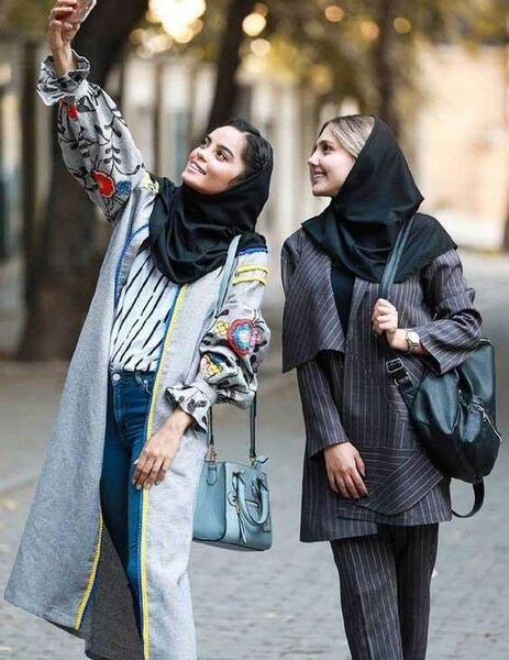 عکس مدل مانتو با پارچه ابروبادی طرح دار