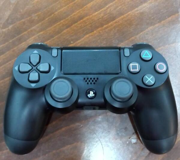 عکس دسته اصلی ps4