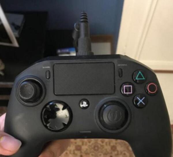 عکس دسته حرفه ای ps4