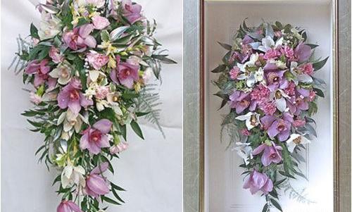 قاب عکس دسته گل عروس