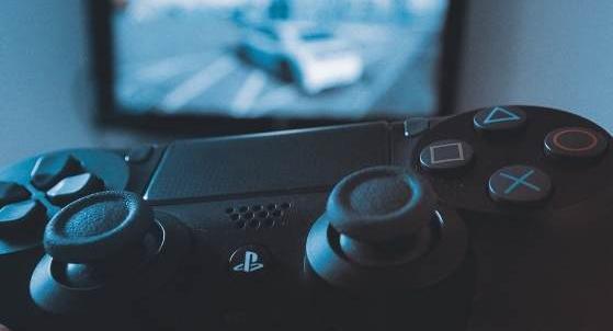 عکس دسته ی ps4