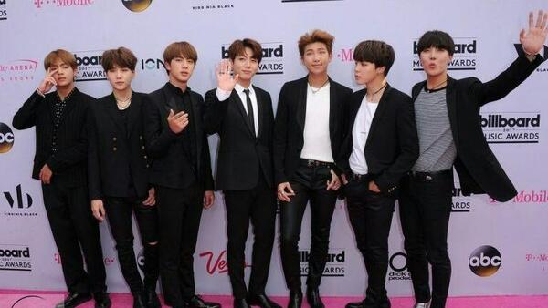 عکس بی تی اس عروسکی