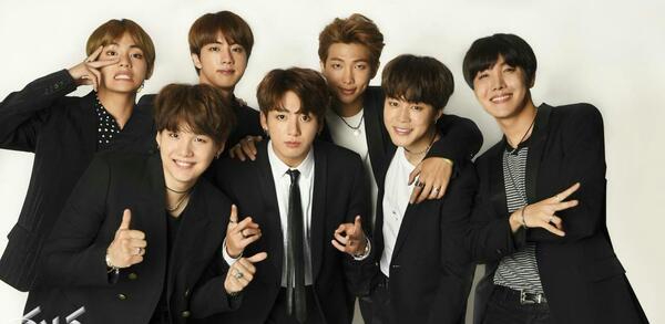 عکس از گروه bts