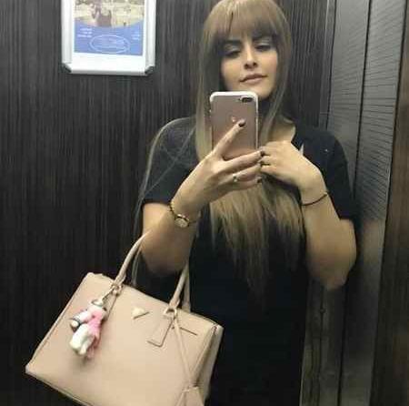 عکس مدیر برنامه سحر خواننده