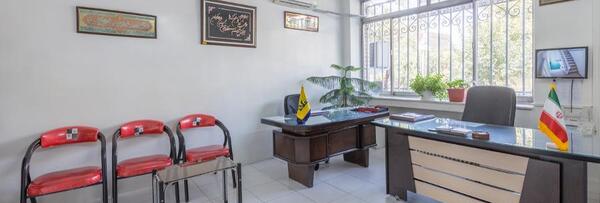 عکس مدیر دبستان