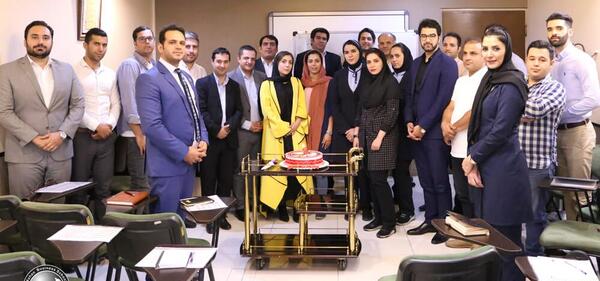 عکس مدیر فروش