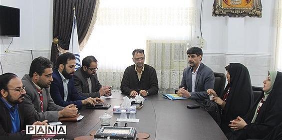 عکس مدیرکل قم