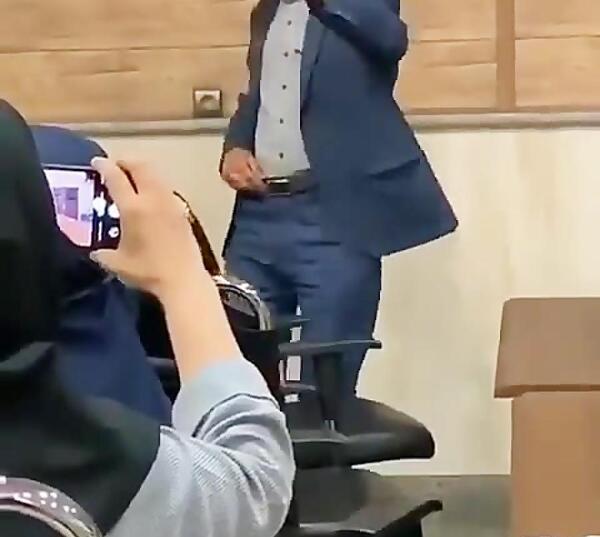 عکس مدیرکل پست هرمزگان