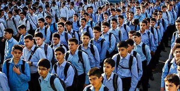 عکس مراسم صبحگاهی مدرسه