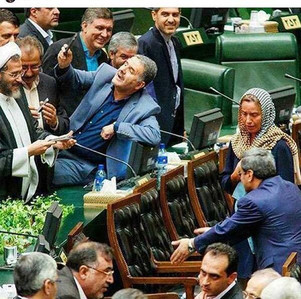 عکس نمایندگان مجلس با موگرینی