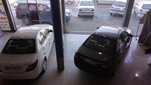 عکس نمایندگی خودرو