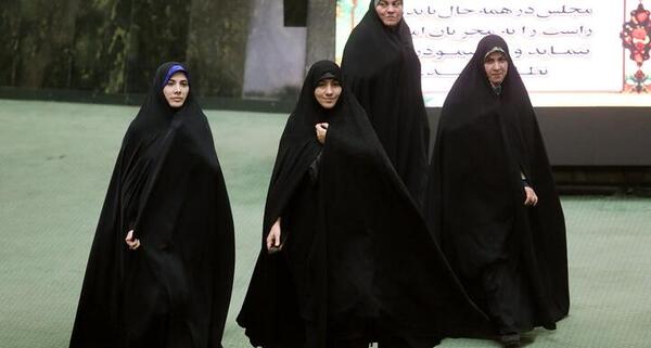 عکس نماینده زن اصفهان