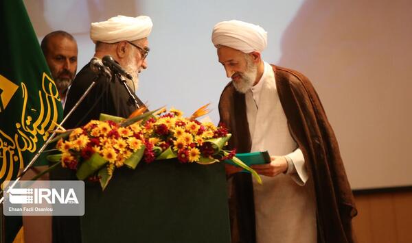 عکس نماینده ولی فقیه در مازندران