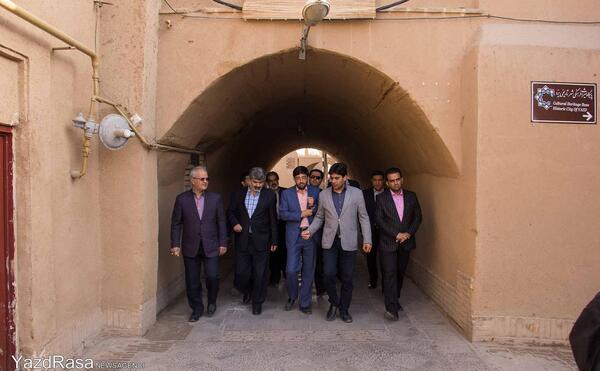 عکس موسوی نماینده یزد