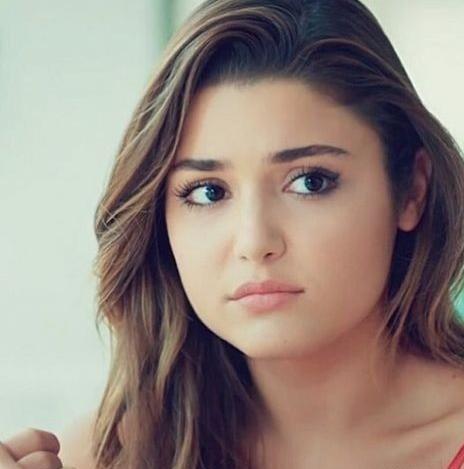 عکس هانده ارچل در نقش حیات