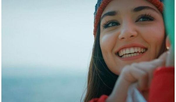 عکس های هانده ارچل گریه