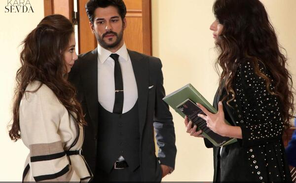 عکس بازیگران kara sevda