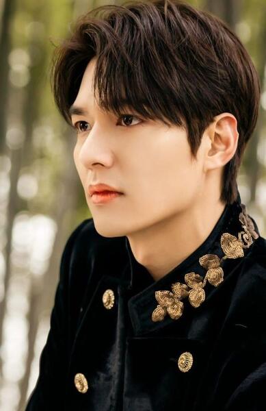 عکس بازیگر lee min ho