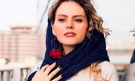 عکس الهام اخوان در فیلم احضار